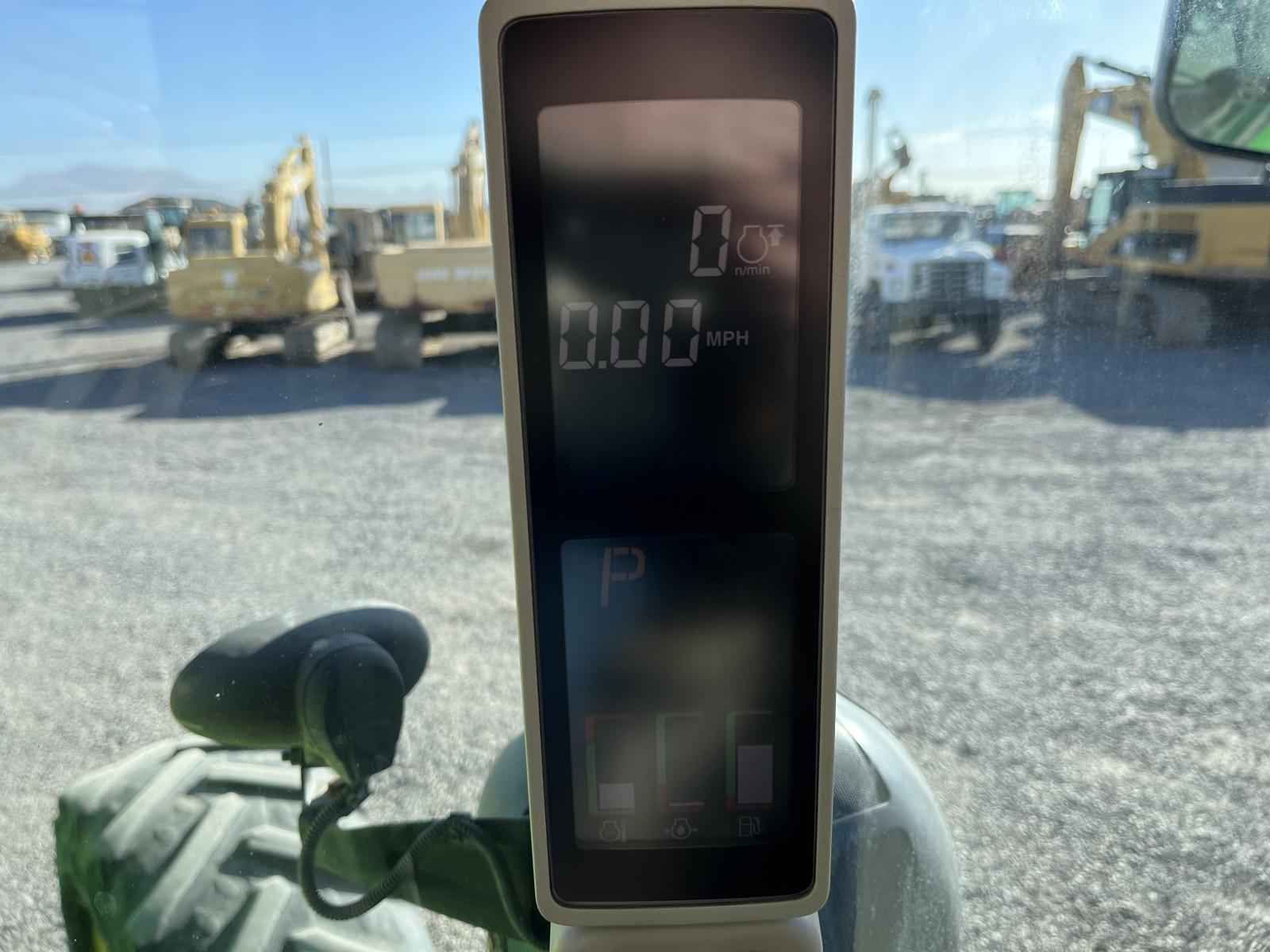 ./imagenes/INVOICE/2019/17674/JOHN DEERE 8310R (14).JPG